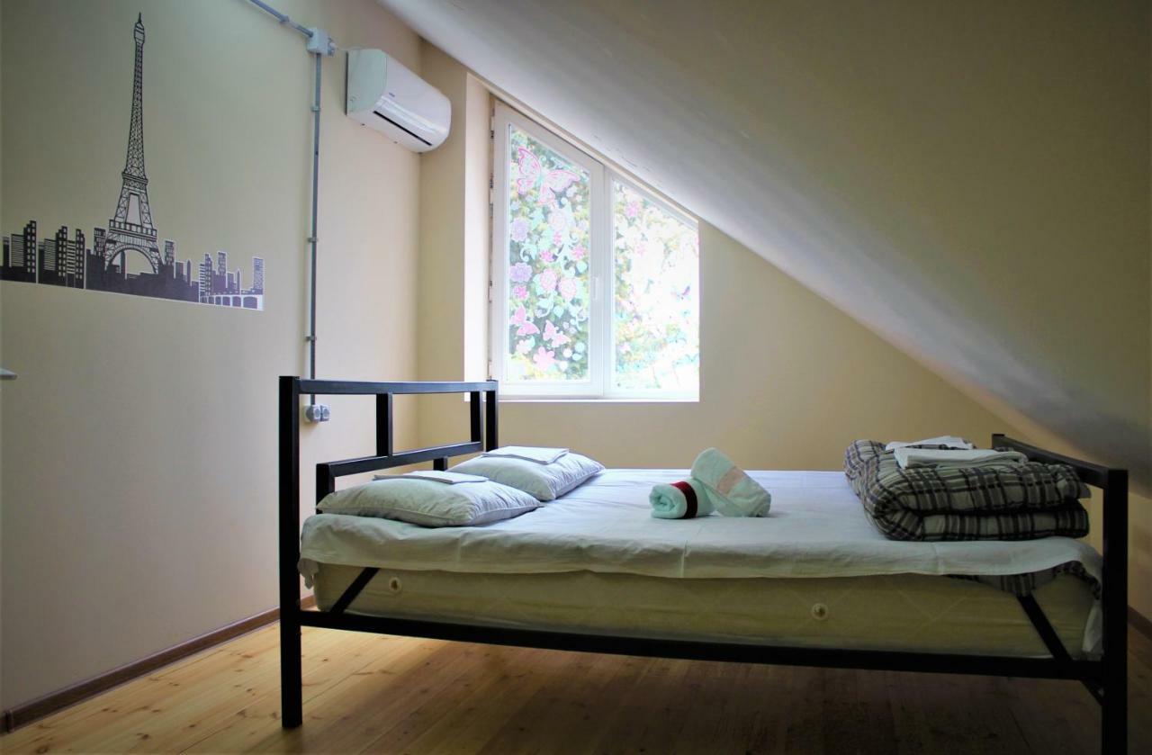 Global Hostel - Marjanishvili Tbilisi ภายนอก รูปภาพ
