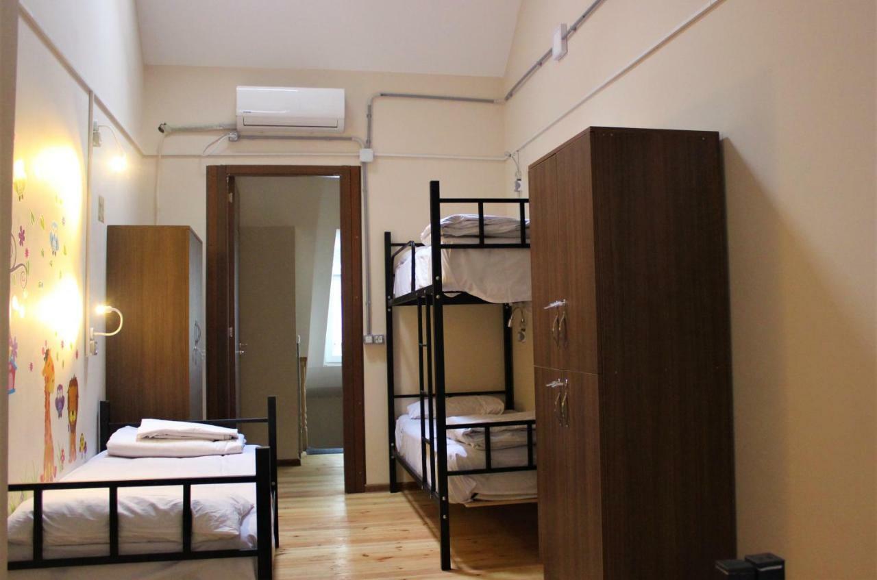 Global Hostel - Marjanishvili Tbilisi ภายนอก รูปภาพ