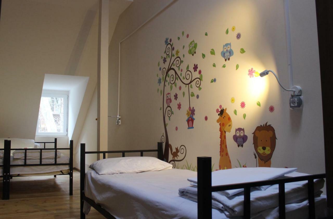 Global Hostel - Marjanishvili Tbilisi ภายนอก รูปภาพ
